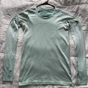 Lulu teal blue/green long sleeve shirt.
